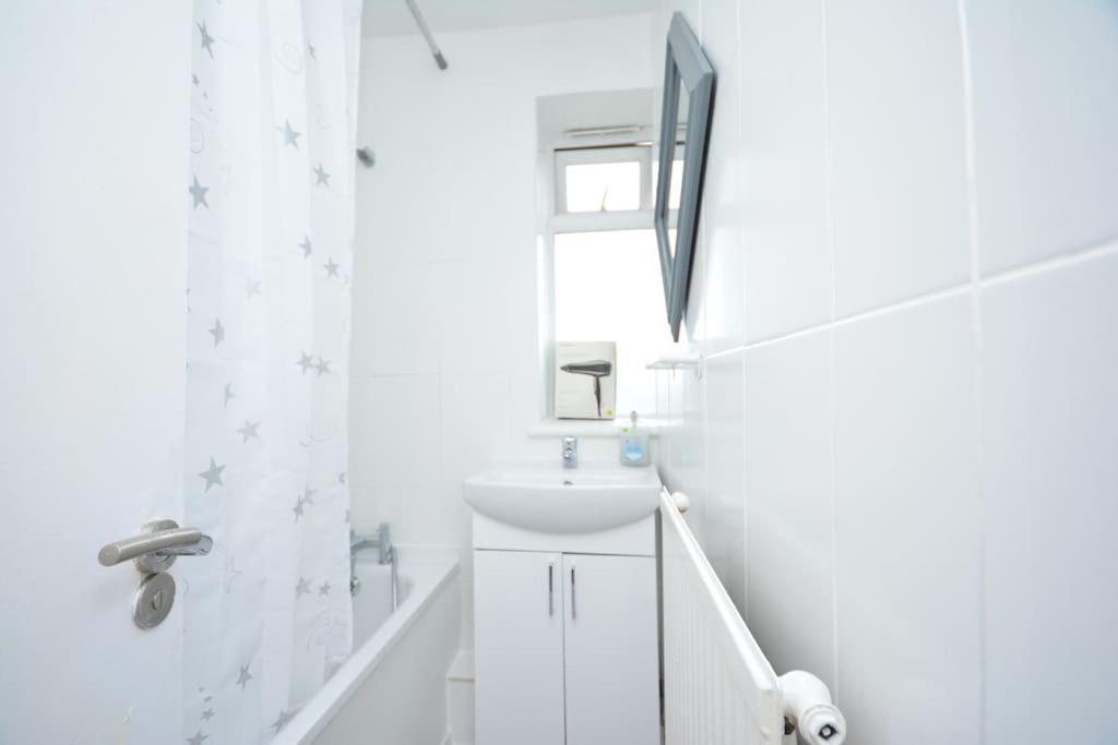 Zone2 Classic 3 Bedroom *