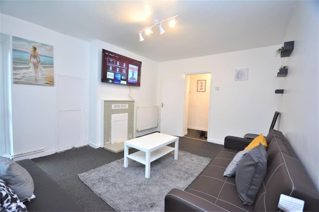 Zone2 Classic 3 Bedroom *