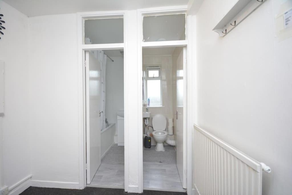 Appartement Zone2 Classic 3 Bedroom Londen